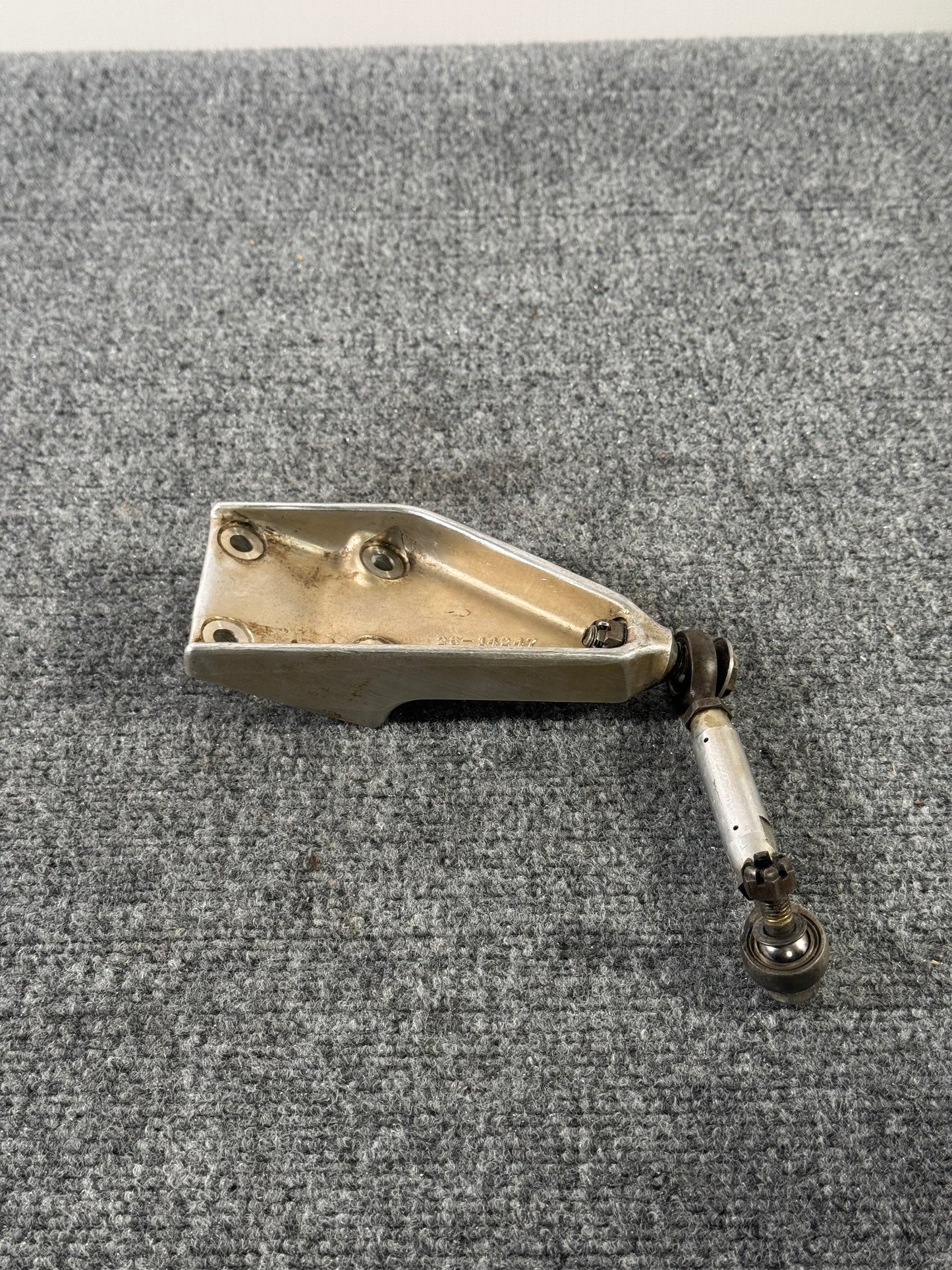 28-16206-1, Enstrom Main Rotor Pitch Arm/Walking Beam Tie Rod